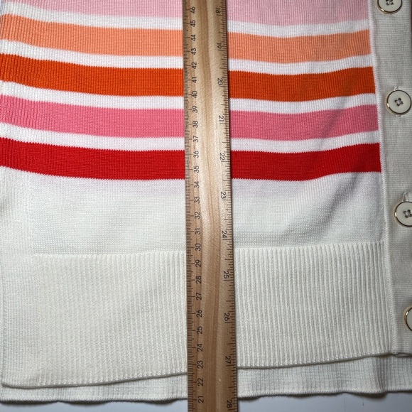 NWOT Women’s Talbots ombré cardigan with gold and pearl buttons - Picture 10 of 10